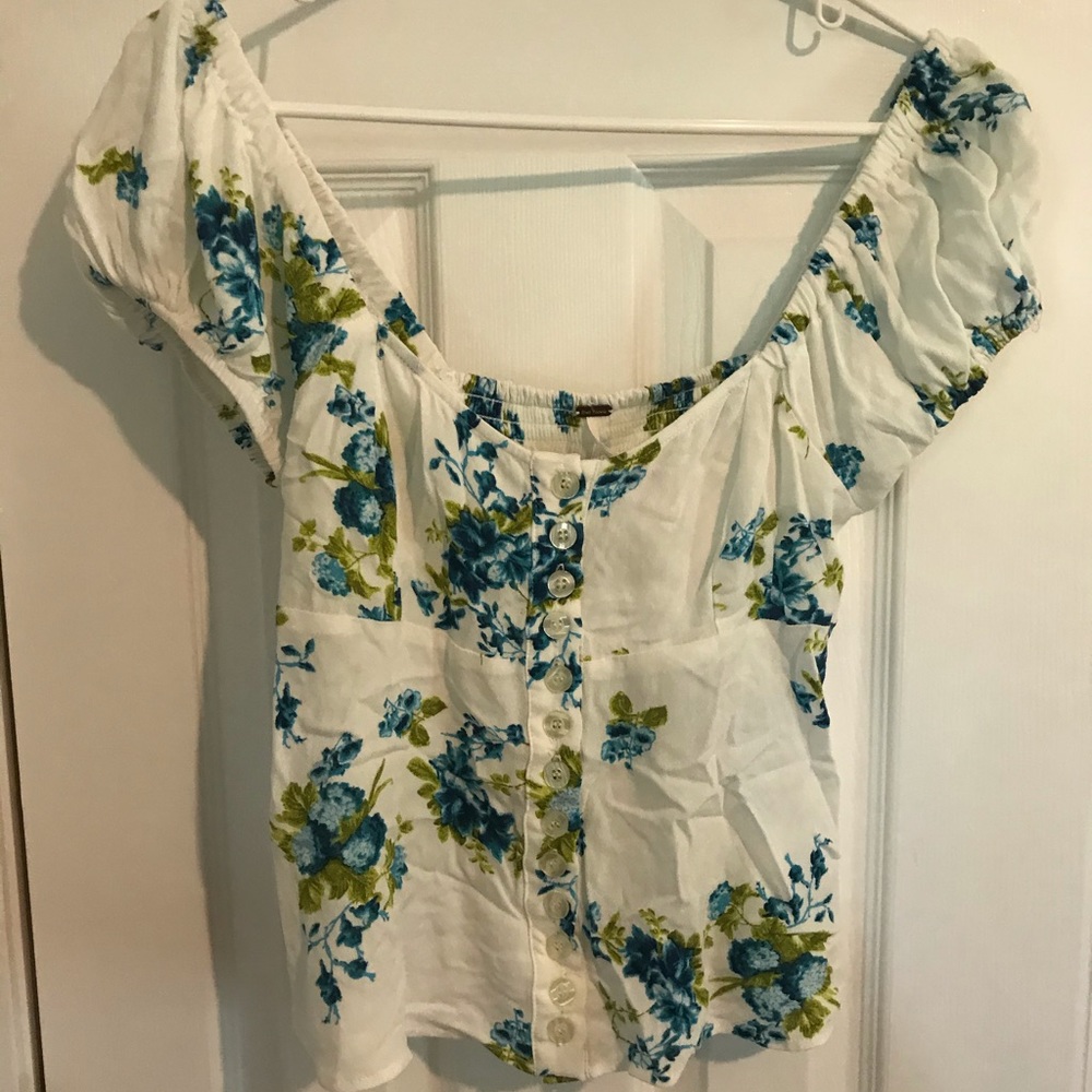 Free People Cute Top